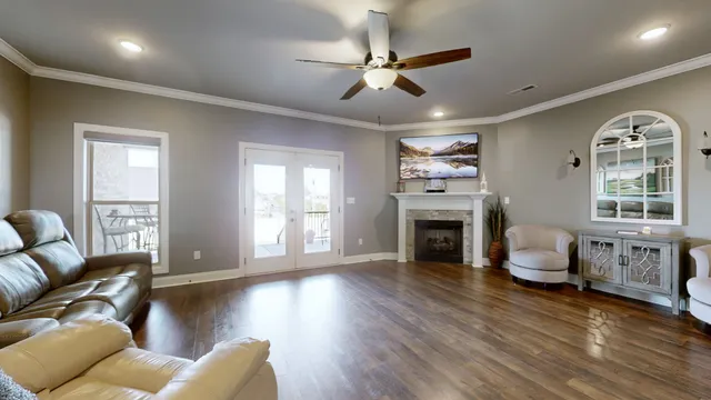 $539,900 | 5167 Vinnie Dell Drive, Chapel Hill, TN 37034