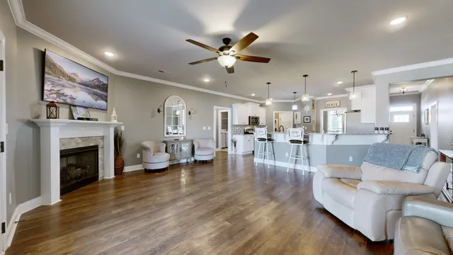 $539,900 | 5167 Vinnie Dell Drive, Chapel Hill, TN 37034