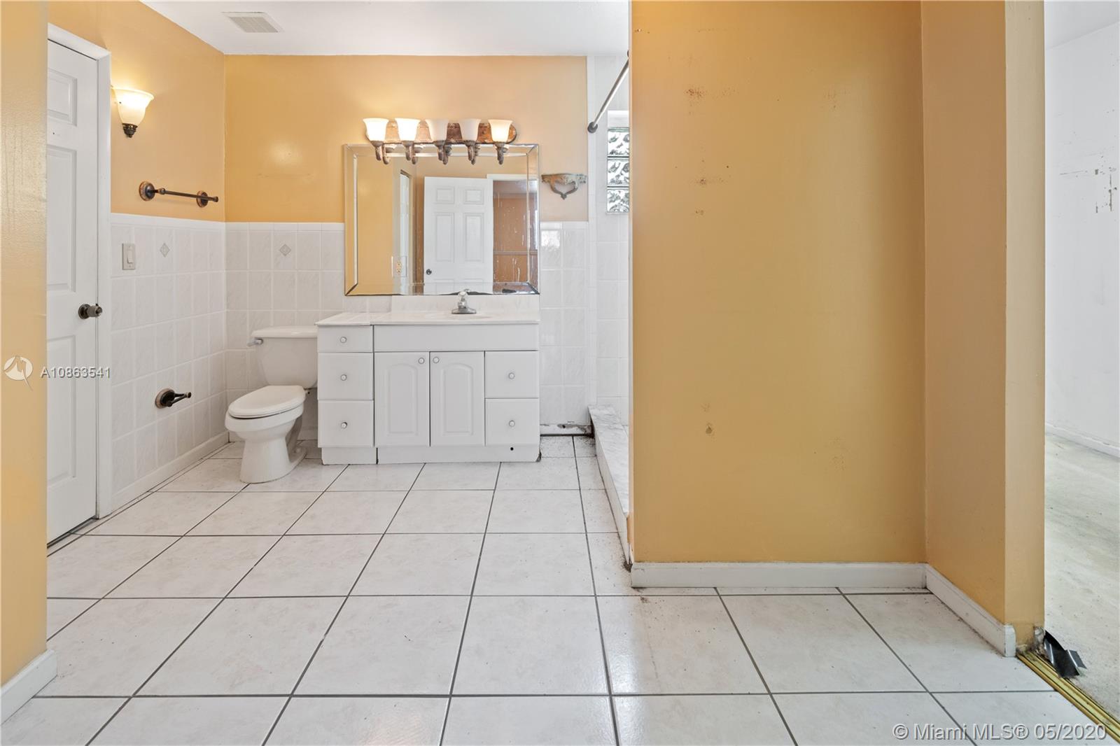 1079 West 26th Street Riviera Beach, FL 33404 - Photo 11 of 28 Gallery Image 11