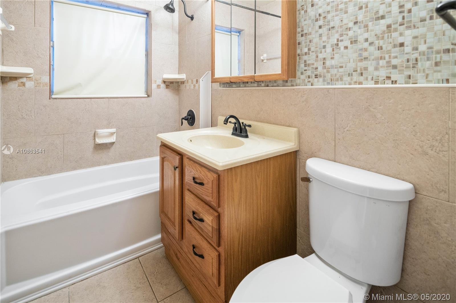 1079 West 26th Street Riviera Beach, FL 33404 - Photo 14 of 28 Gallery Image 14