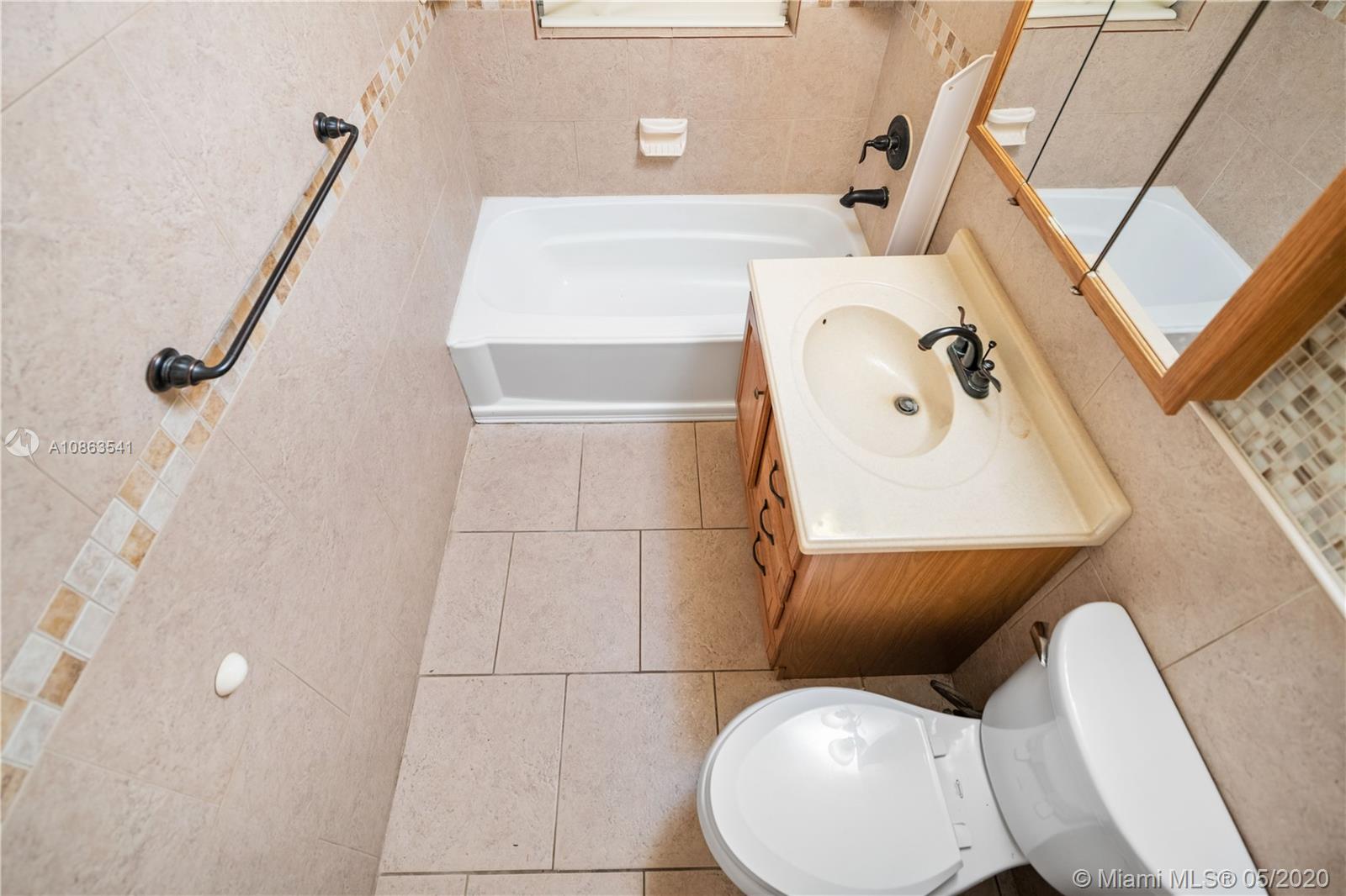 1079 West 26th Street Riviera Beach, FL 33404 - Photo 15 of 28 Gallery Image 15