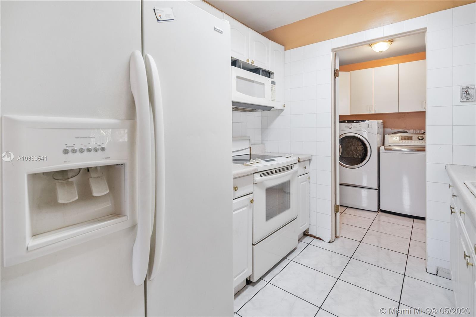 1079 West 26th Street Riviera Beach, FL 33404 - Photo 6 of 28 Gallery Image 6