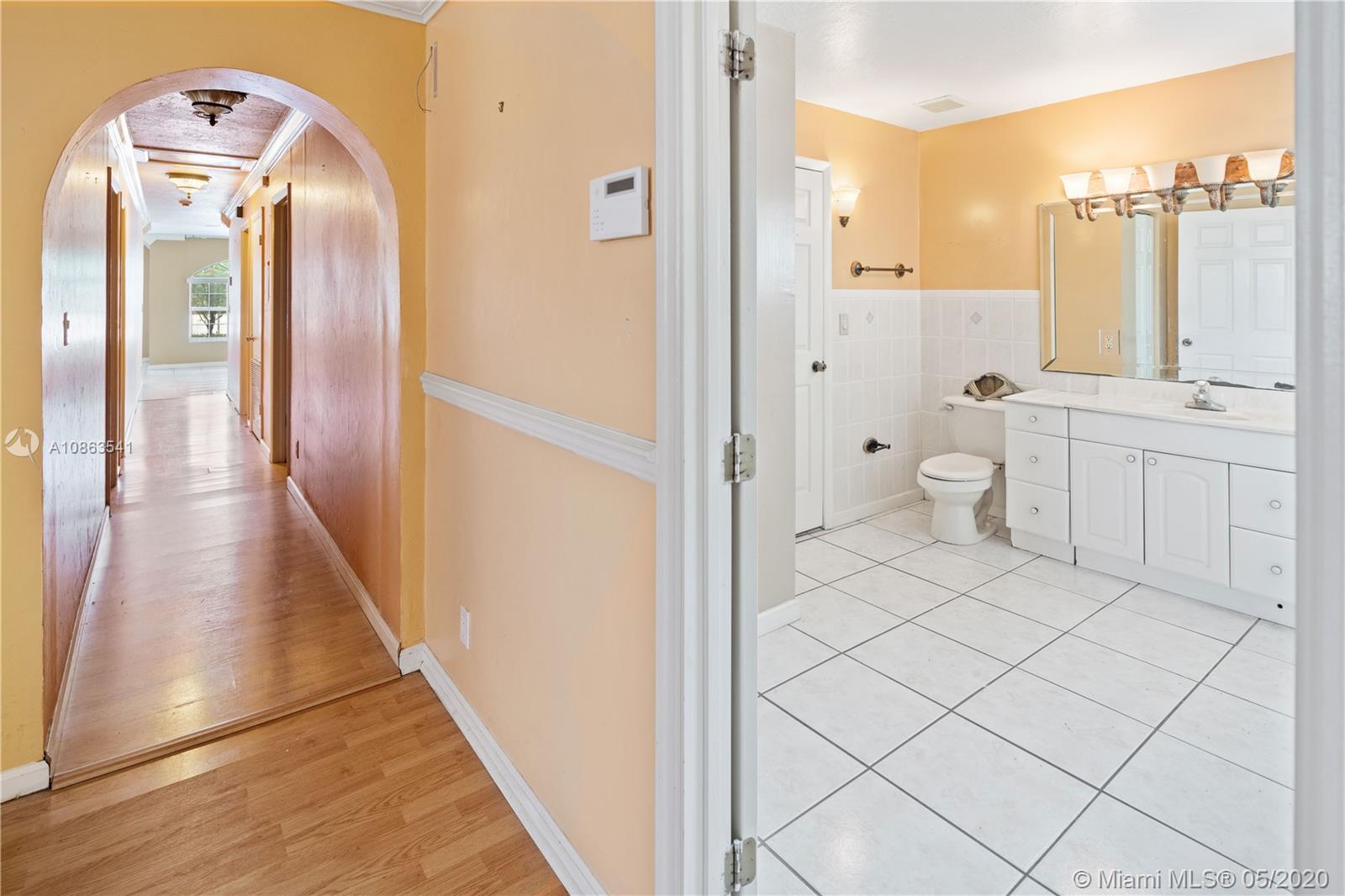 1079 West 26th Street Riviera Beach, FL 33404 - Photo 9 of 28 Gallery Image 9