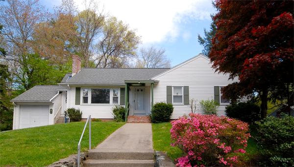 17 Crescent Road Lexington, MA 02421 - Photo 2 of 22