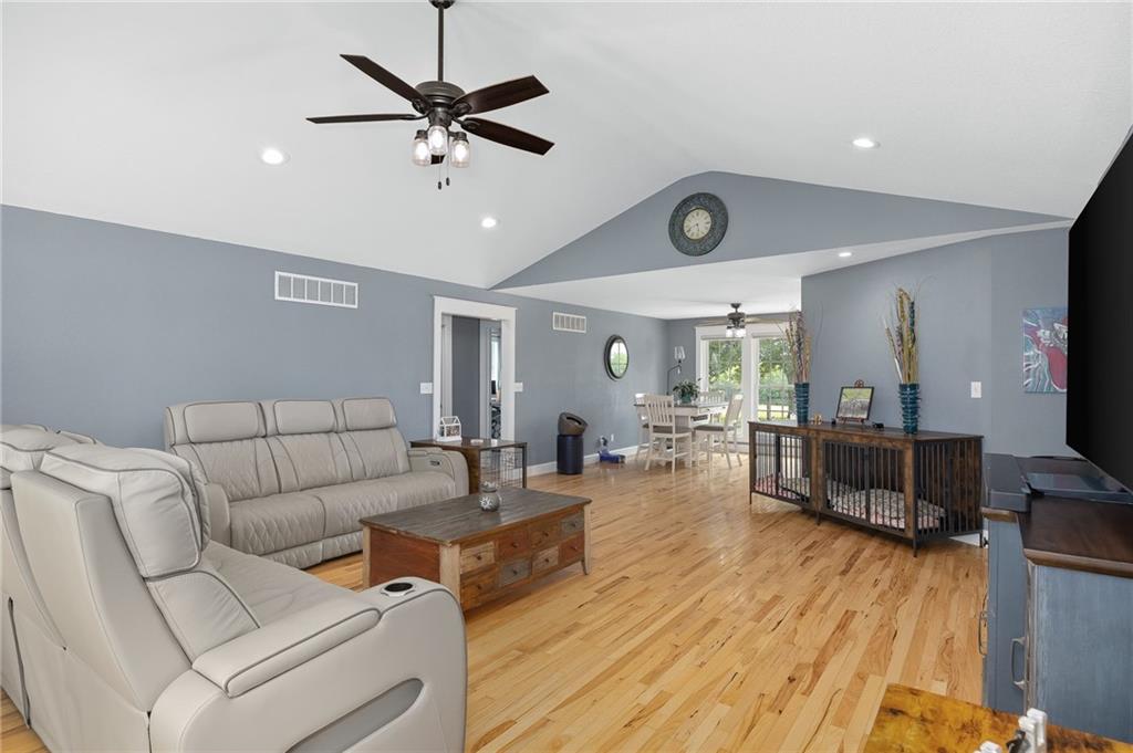 10700 Crabapple Road Southeast Agency, MO 64401 - Photo 19 of 47