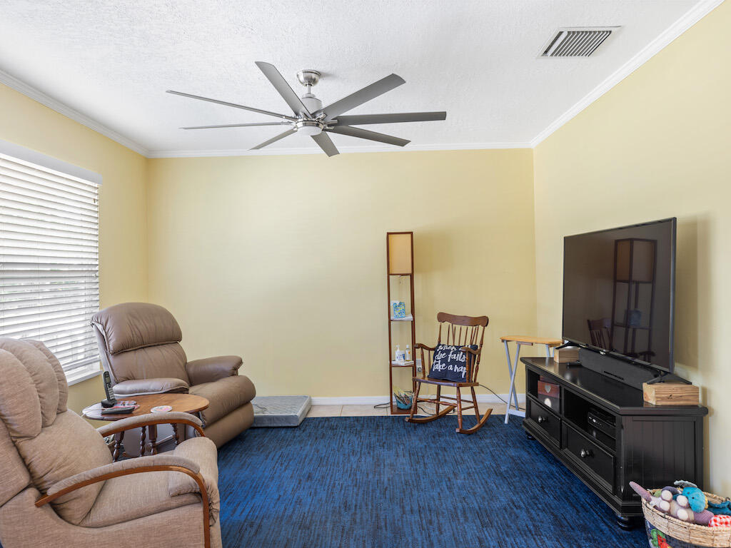 6501 Bayard Road Fort Pierce, FL 34951 - Photo 11 of 37 0B2A0283