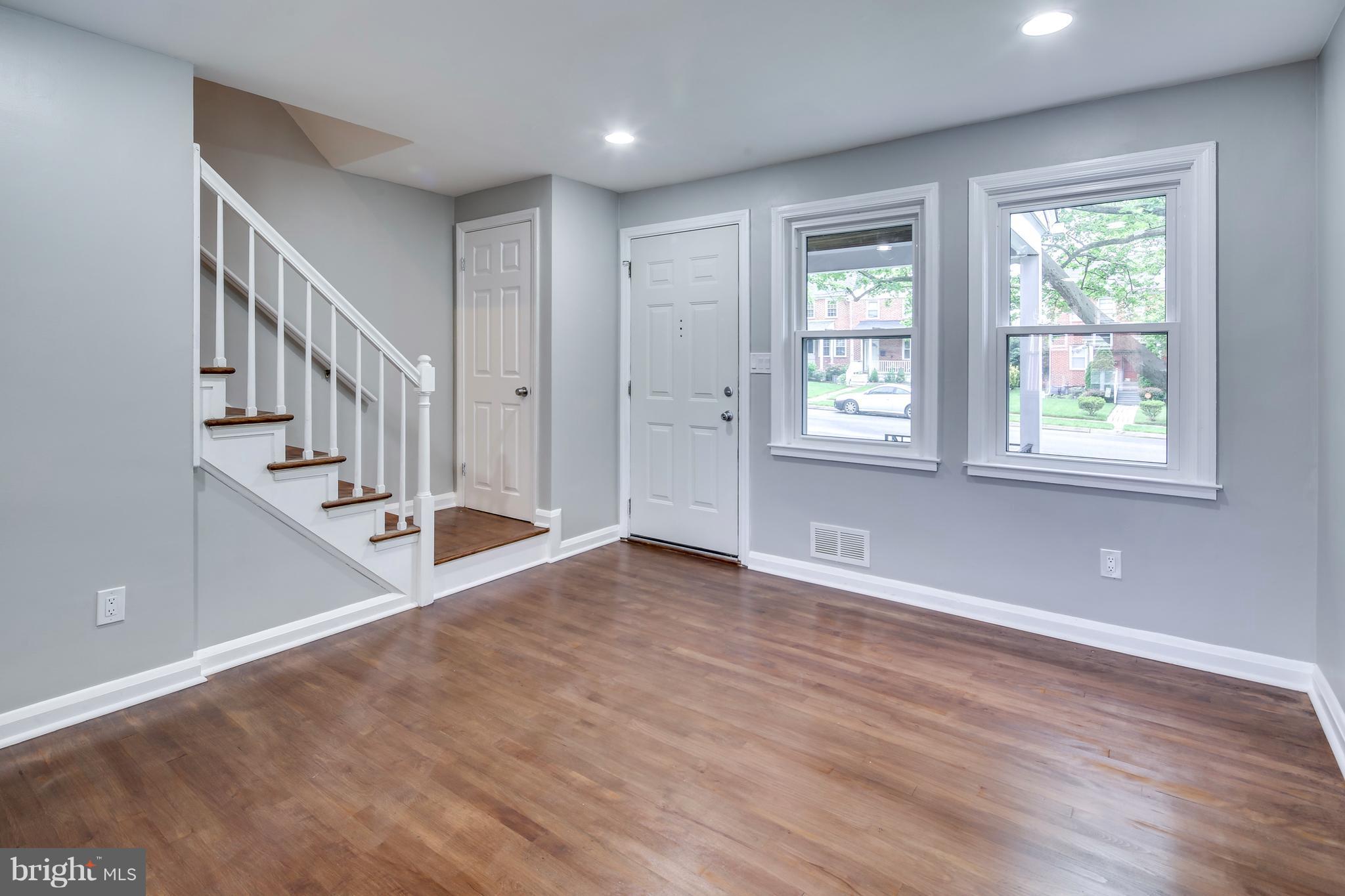 8333 Kendale Road Baltimore, MD 21234 - Photo 6 of 26 Living Room