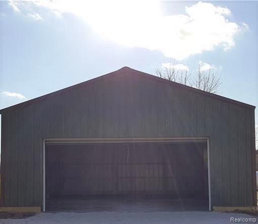 1291 South Washburn Road Lapeer, MI 48446 - Photo 7 of 21 W 5.jpg