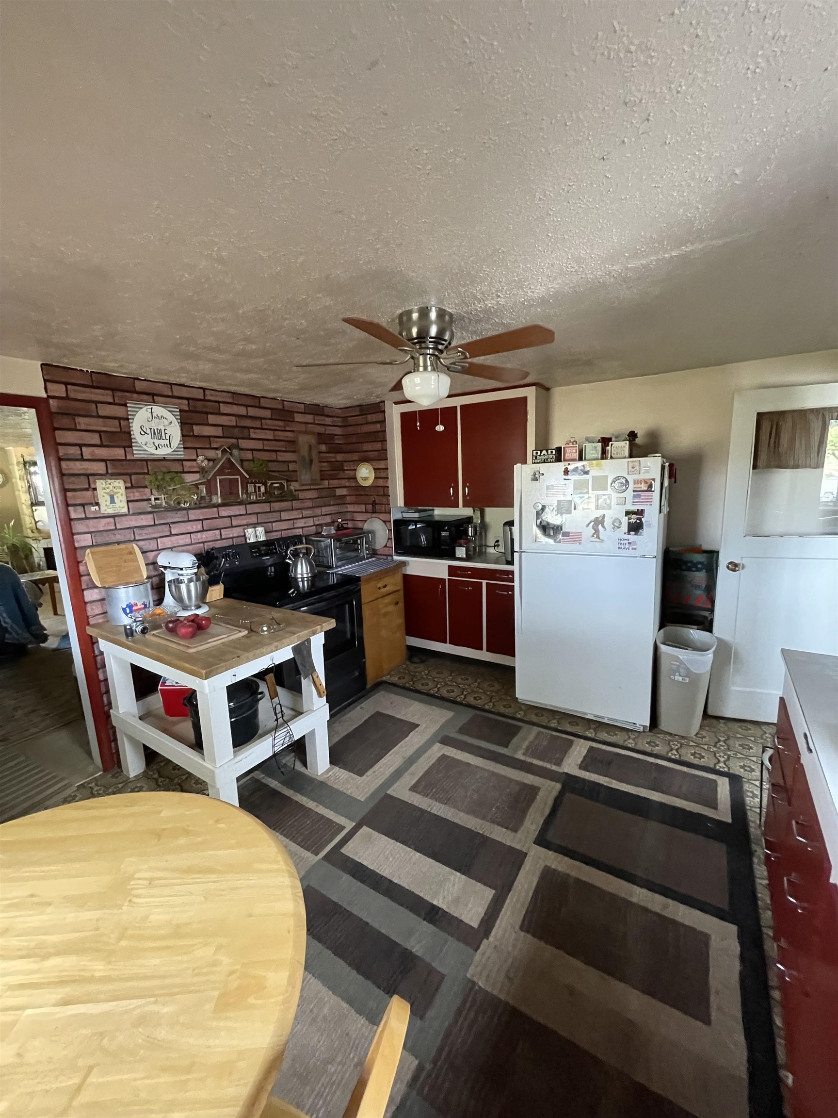 8712 North Greenbluff Road Colbert, WA 99005 - Photo 12 of 21 Gallery Image 12