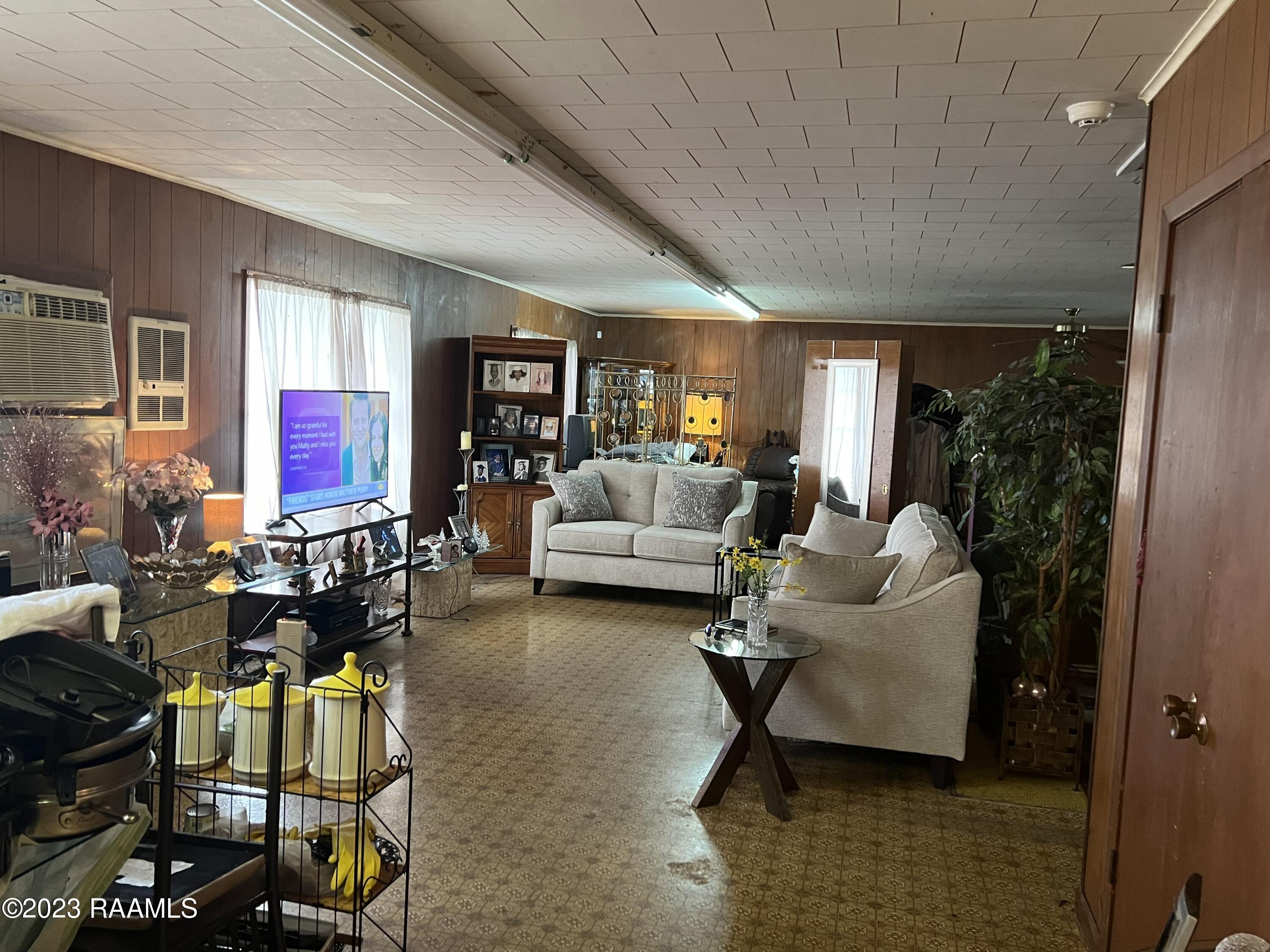 300 Gauthier Road Lafayette, LA 70501 - Photo 3 of 14 IMG_5717