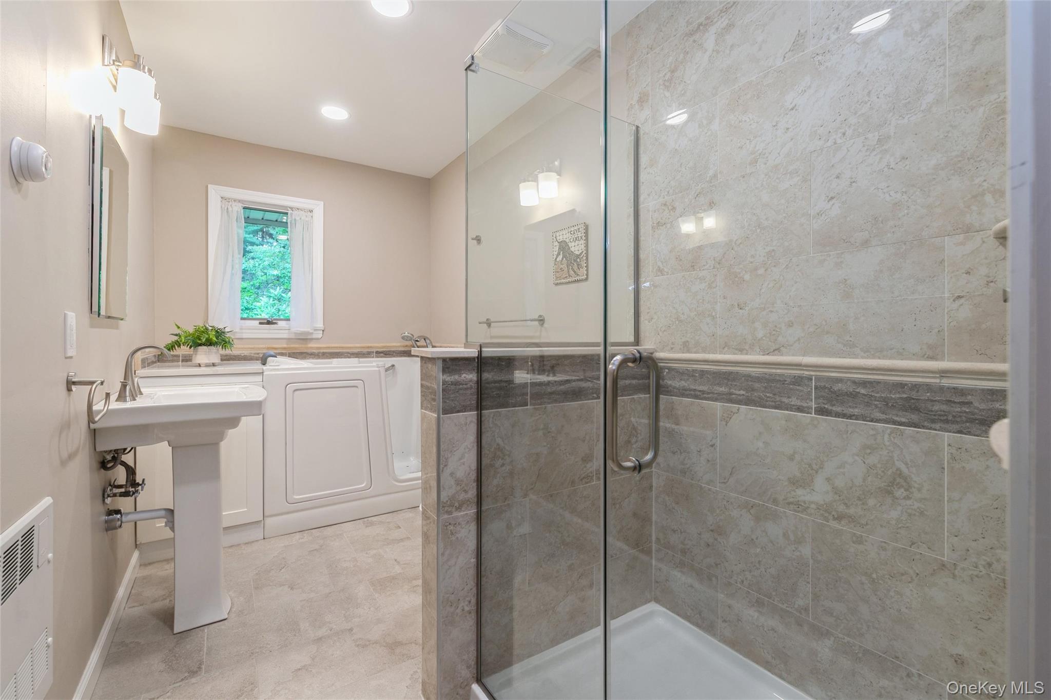 63 West Meadow Road East Setauket, NY 11733 - Photo 25 of 46