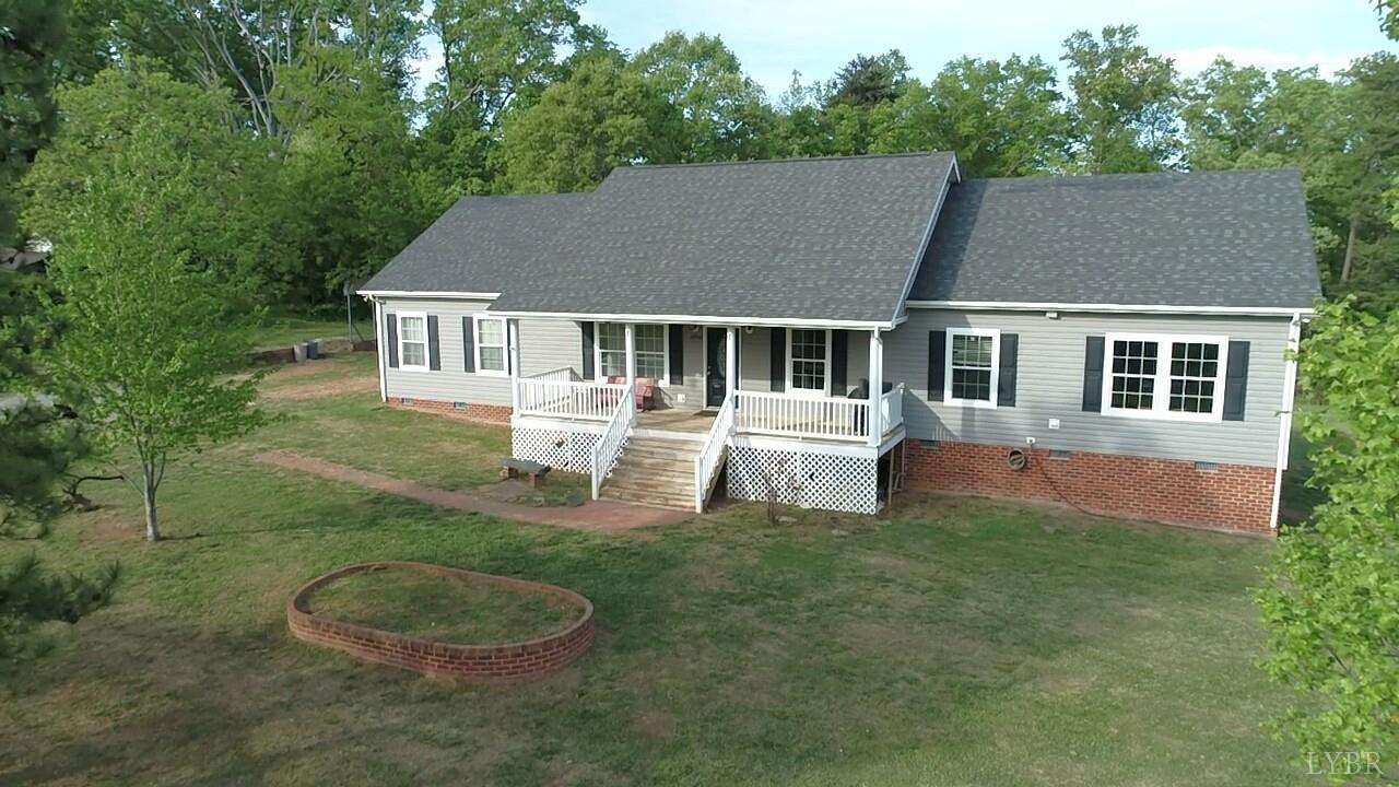 6956 Climax Road Gretna, VA 24557 - Photo 5 of 27 Gallery Image 5