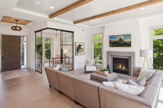 $2,199,900 | 2700 White Oak Circle, Orono, MN 55356