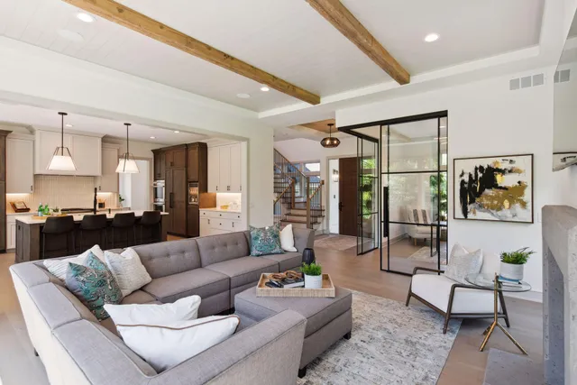 $2,199,900 | 2700 White Oak Circle, Orono, MN 55356