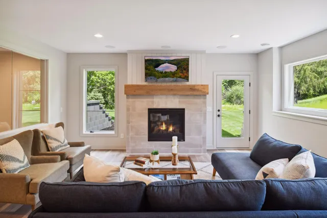 $2,149,900 | 2700 White Oak Circle, Orono, MN 55356