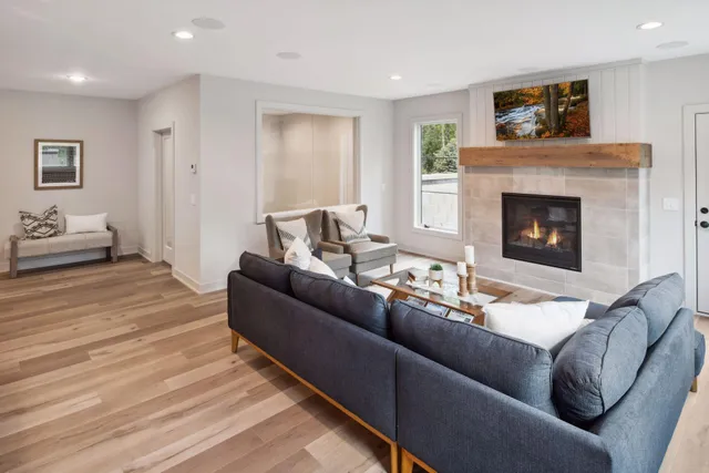 $2,199,900 | 2700 White Oak Circle, Orono, MN 55356