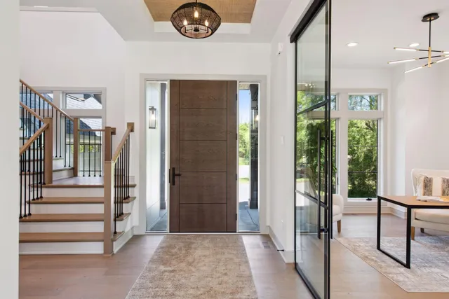 $2,199,900 | 2700 White Oak Circle, Orono, MN 55356