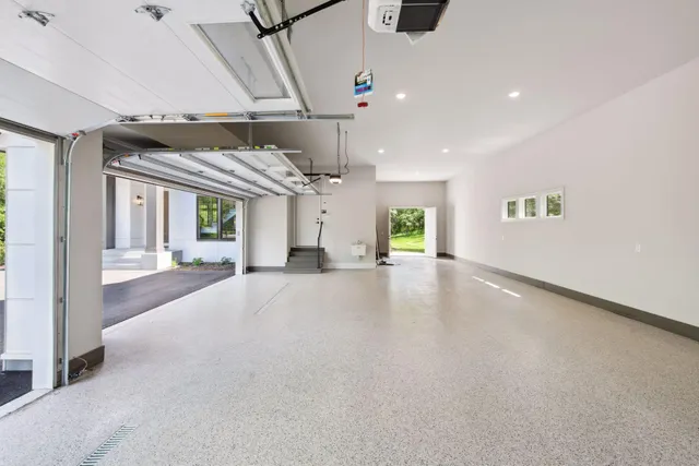 $2,199,900 | 2700 White Oak Circle, Orono, MN 55356