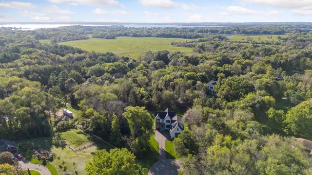 $2,199,900 | 2700 White Oak Circle, Orono, MN 55356