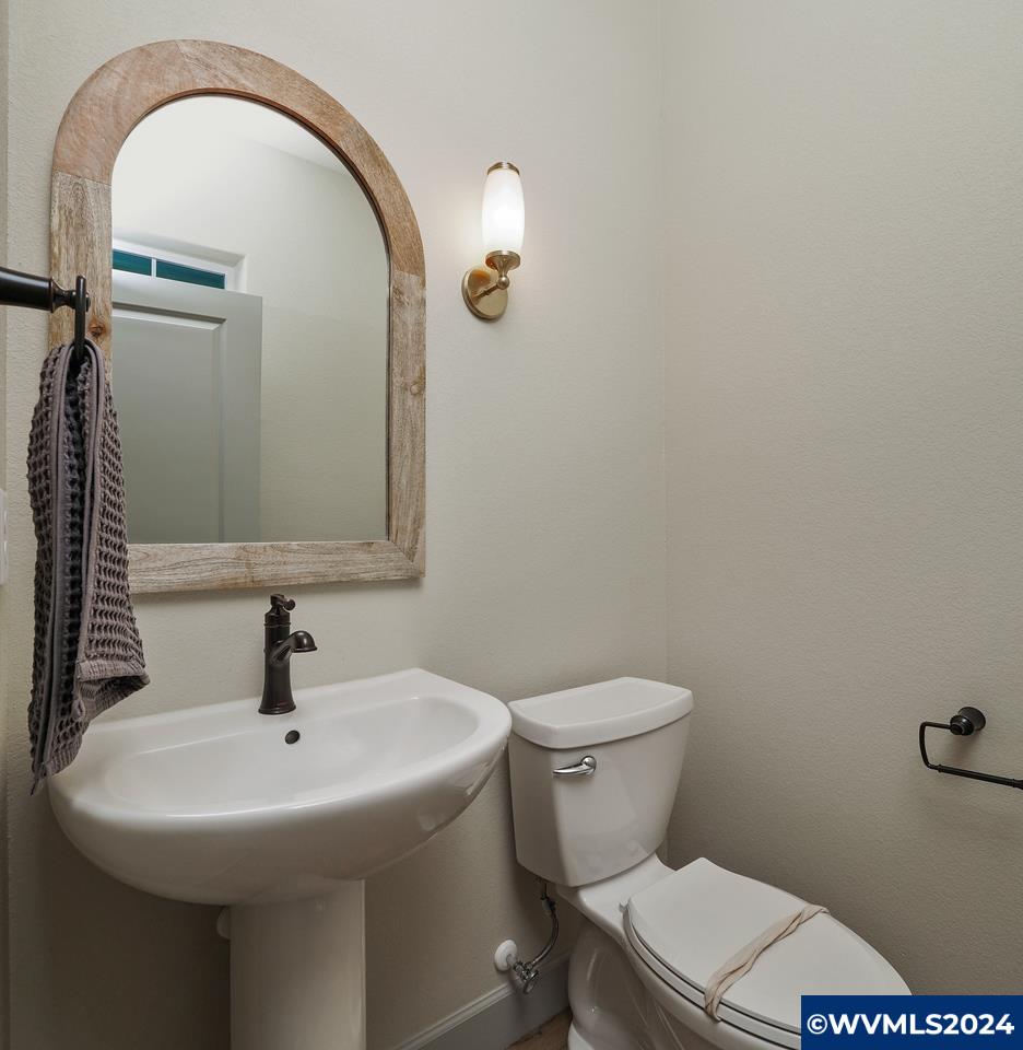 6902 Talloc Avenue Southeast Salem, OR 97306 - Photo 6 of 42