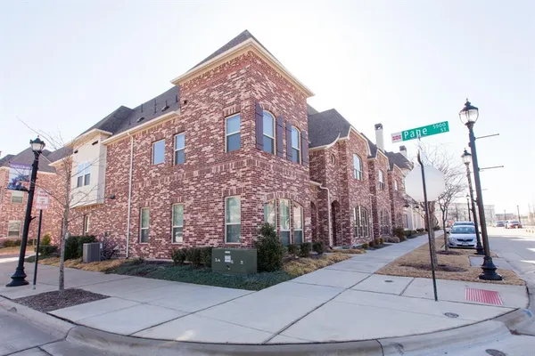$2,975 | 8586 Church Street, Frisco, TX 75034