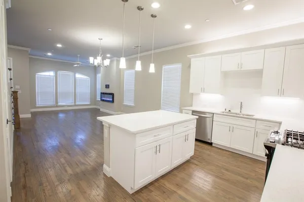 $2,975 | 8586 Church Street, Frisco, TX 75034