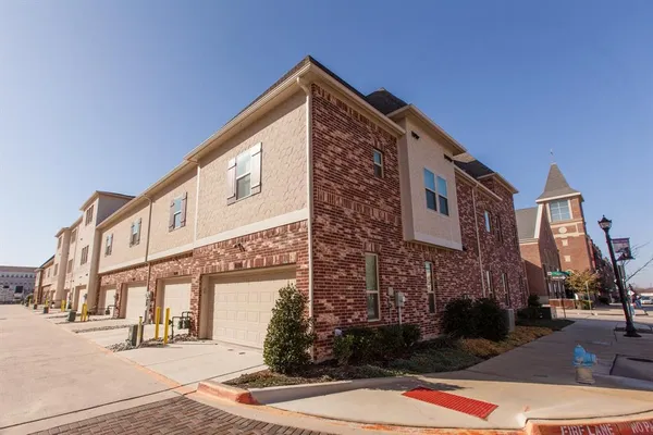 $2,975 | 8586 Church Street, Frisco, TX 75034