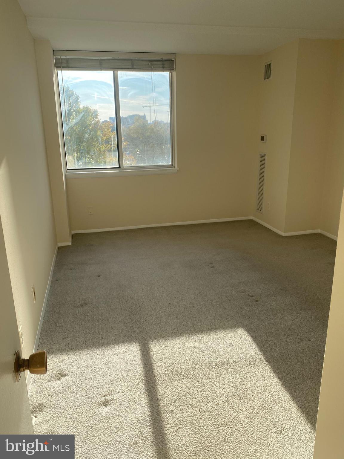 501 Slaters Lane, Unit 502 Alexandria, VA 22314 - Photo 22 of 24 Bedroom