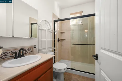 $2,650,000 | 2550 Molinaro Way, Dublin, CA 94568