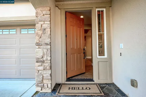 $2,650,000 | 2550 Molinaro Way, Dublin, CA 94568