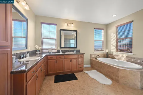 $2,650,000 | 2550 Molinaro Way, Dublin, CA 94568