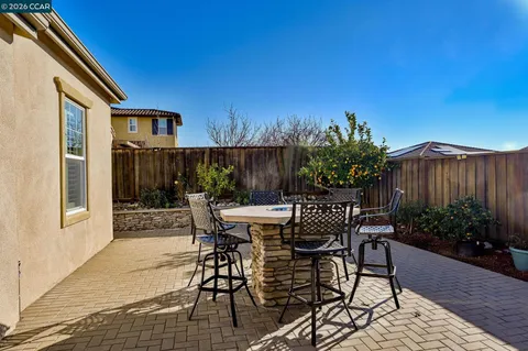 $2,650,000 | 2550 Molinaro Way, Dublin, CA 94568