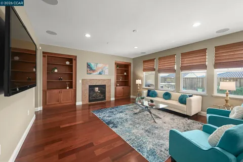 $2,650,000 | 2550 Molinaro Way, Dublin, CA 94568