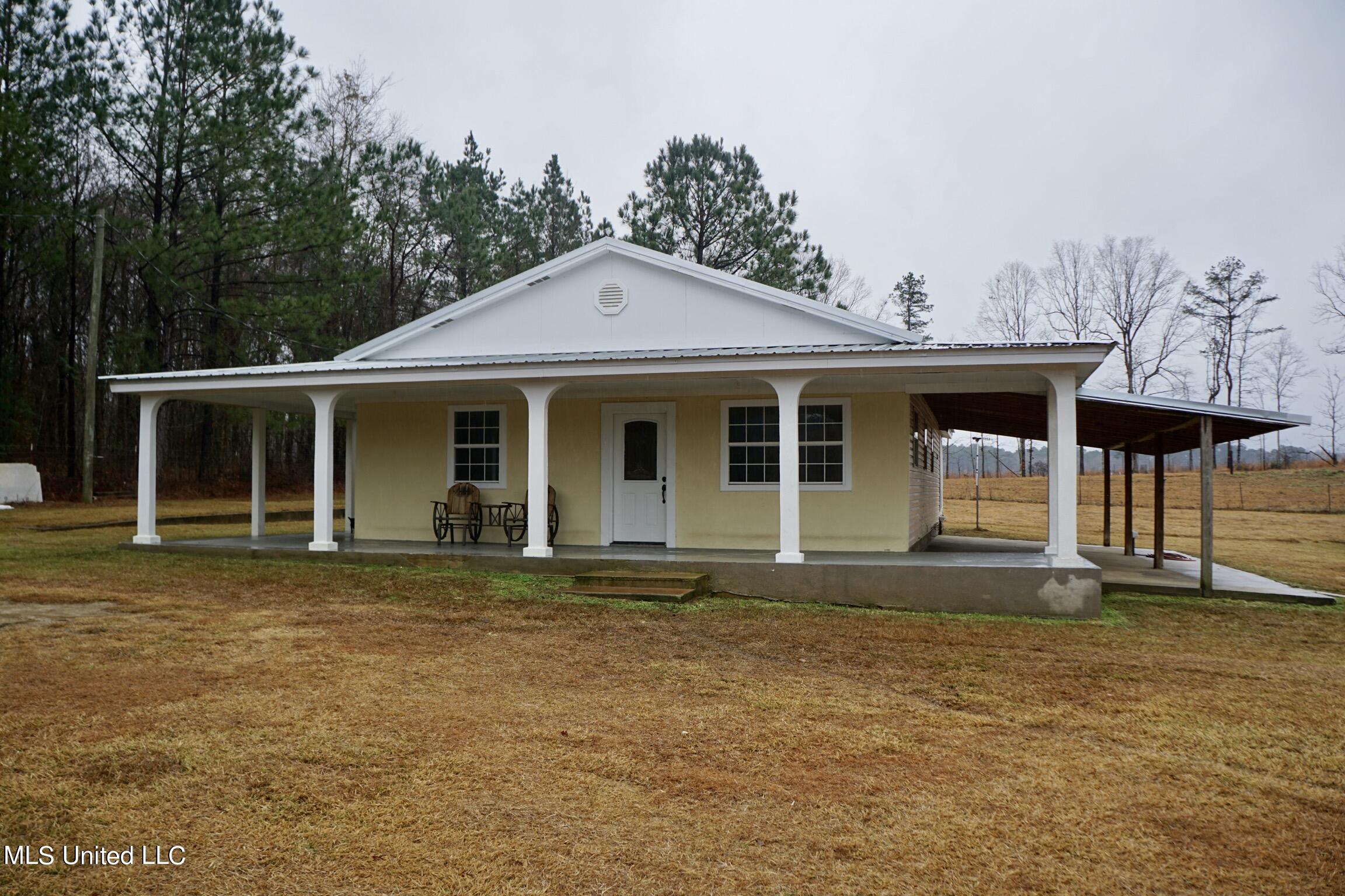 719 Glaze Road Forest, MS 39074 - Photo 16 of 18 19642F4D-1F18-4BB8-8676-47599859C61B