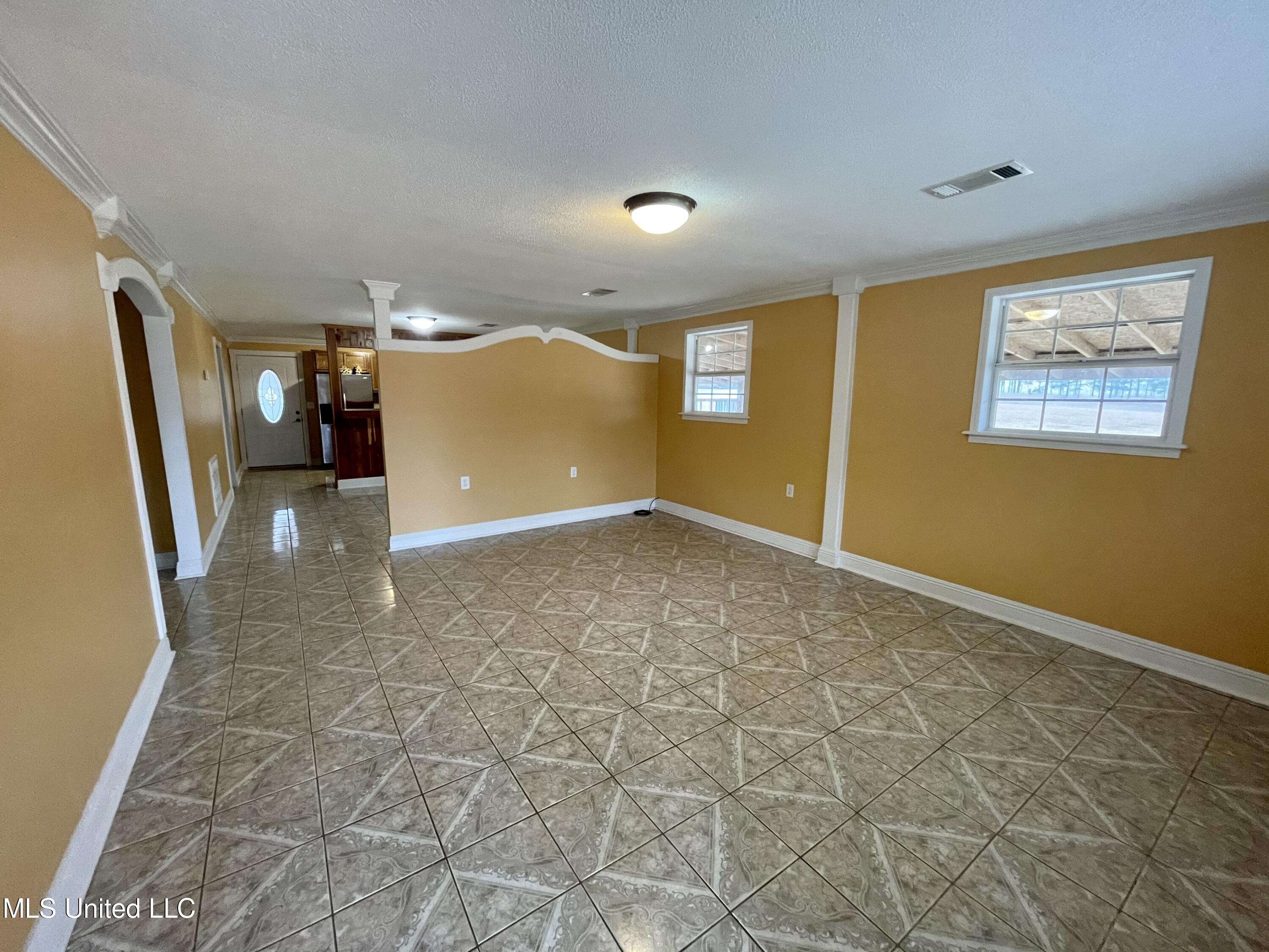 719 Glaze Road Forest, MS 39074 - Photo 2 of 18 ED242C42-23F9-43C5-A609-E79DB949B34B