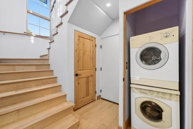 $1,995,000 | 421 Eardley Avenue, Pacific Grove, CA 93950