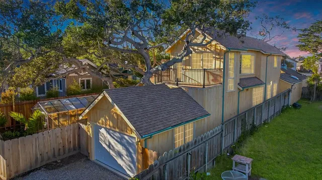 $1,995,000 | 421 Eardley Avenue, Pacific Grove, CA 93950