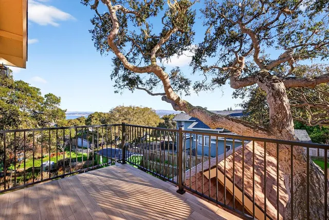 $1,995,000 | 421 Eardley Avenue, Pacific Grove, CA 93950