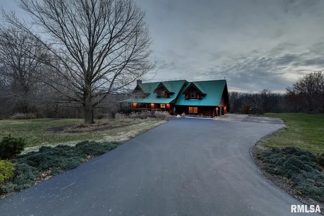 $699,900 | 31982 Sheldons Grove Road, Browning, IL 62624