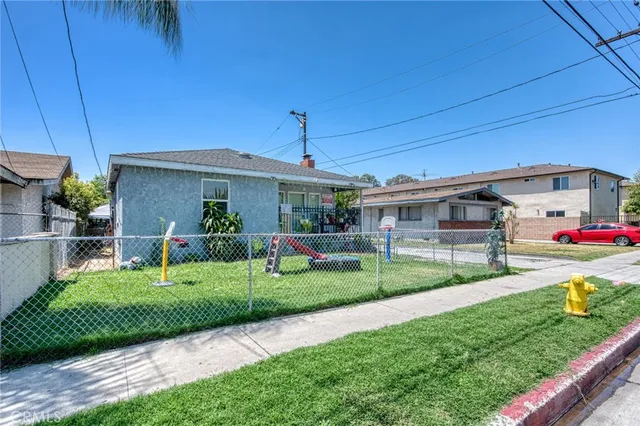$3,950,000 | 4858 Live Oak Street, Cudahy, CA 90201