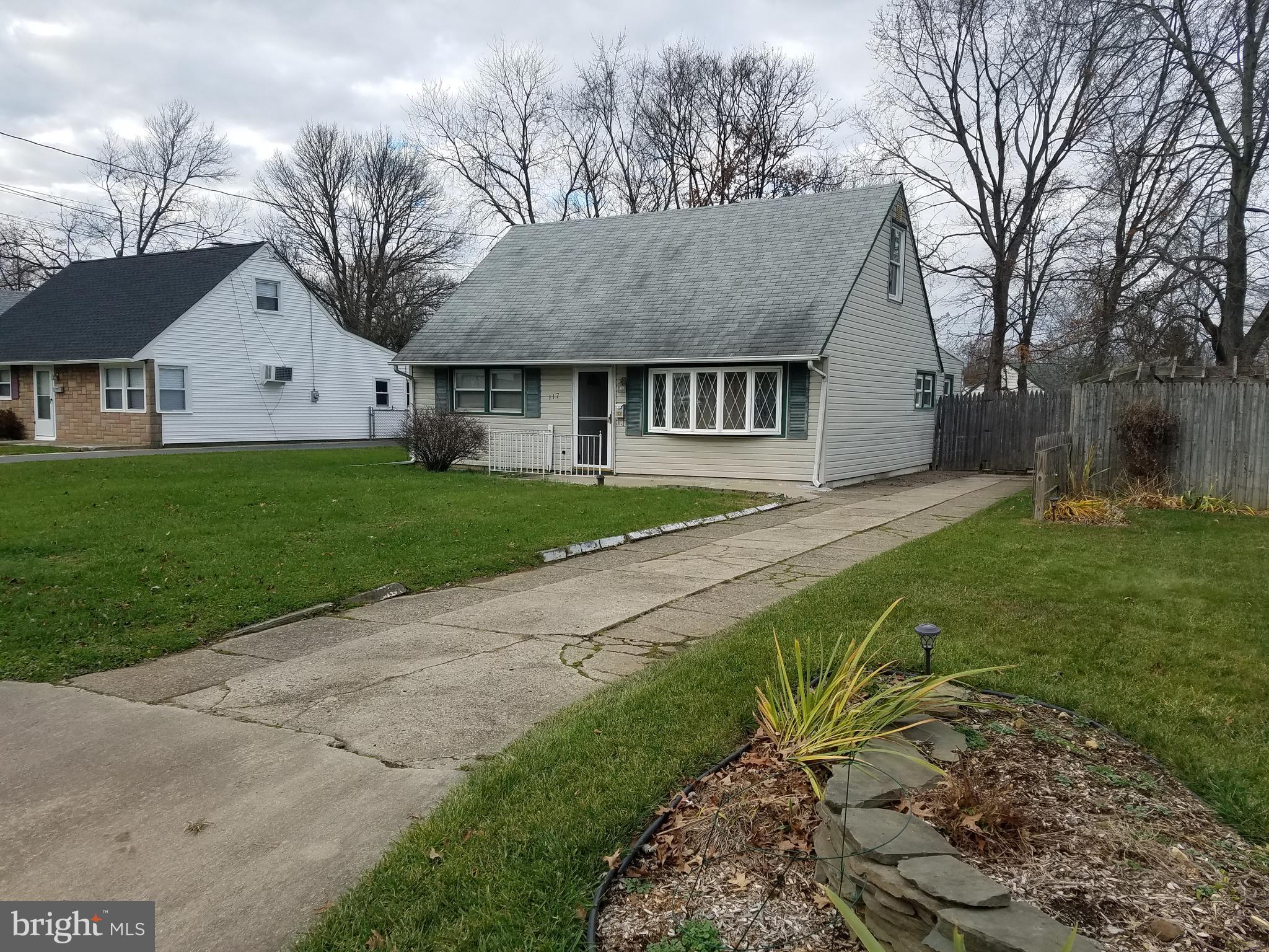 117 Rutledge Avenue Ewing, NJ 08618 - Photo 2 of 5 Exterior Front from Street