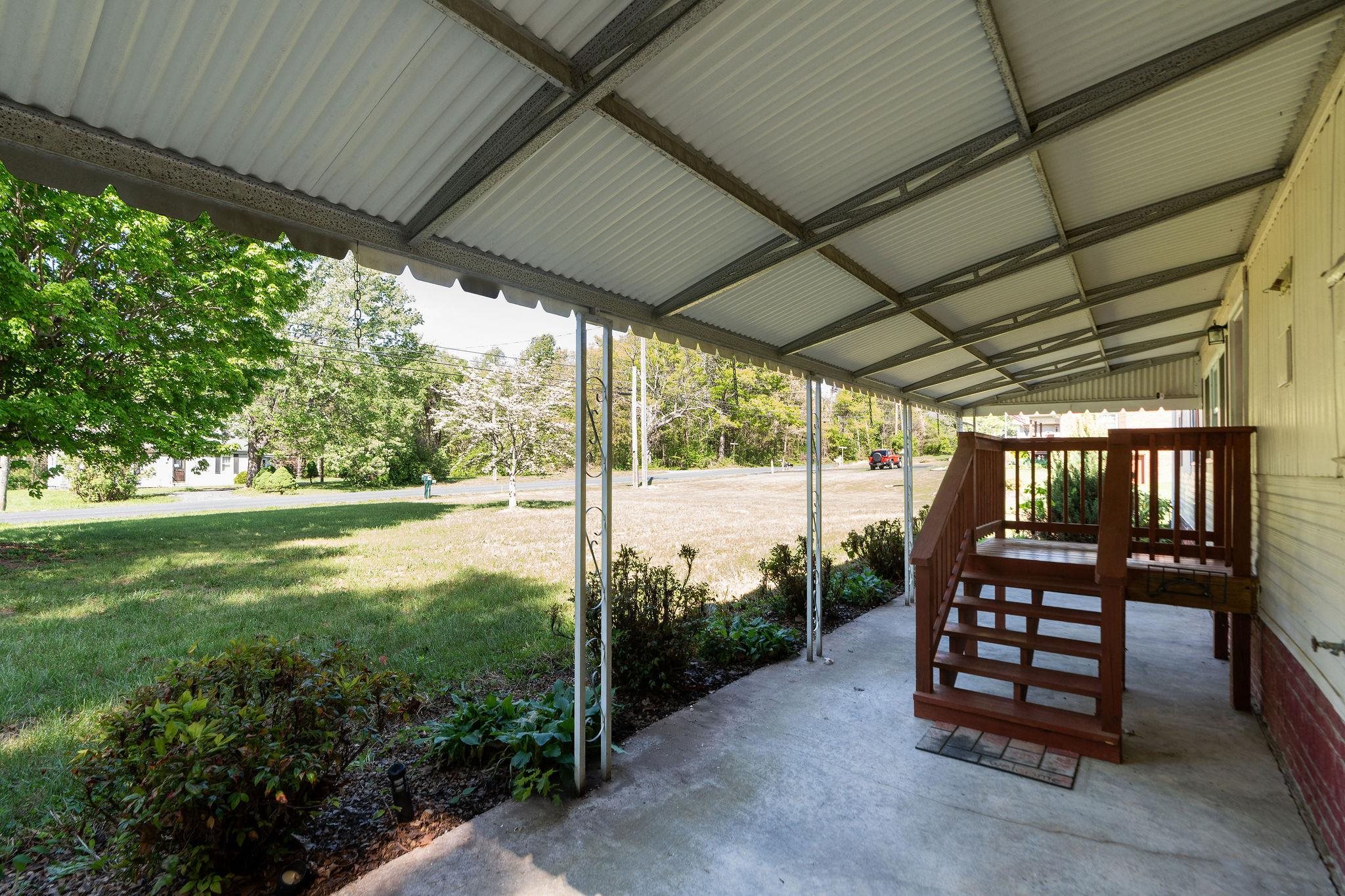 105 Mine Branch Road Crimora, VA 24431 - Photo 6 of 42 Gallery Image 6