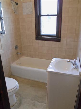 37 Goodwin Street Springfield, MA 01151 - Photo 6 of 14