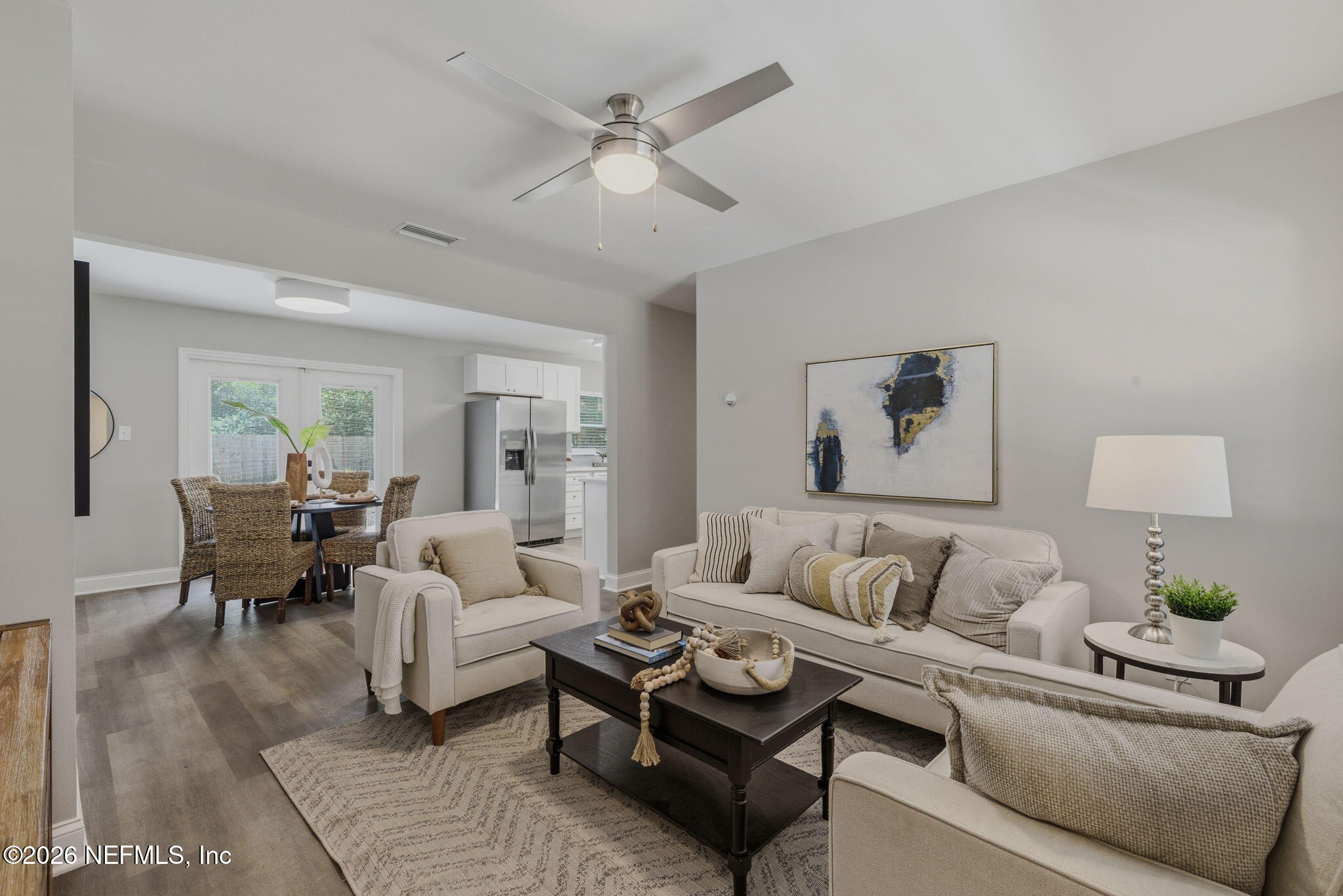 10184 Herndon Road Jacksonville, FL 32246 - Photo 5 of 28 a living room with furniture