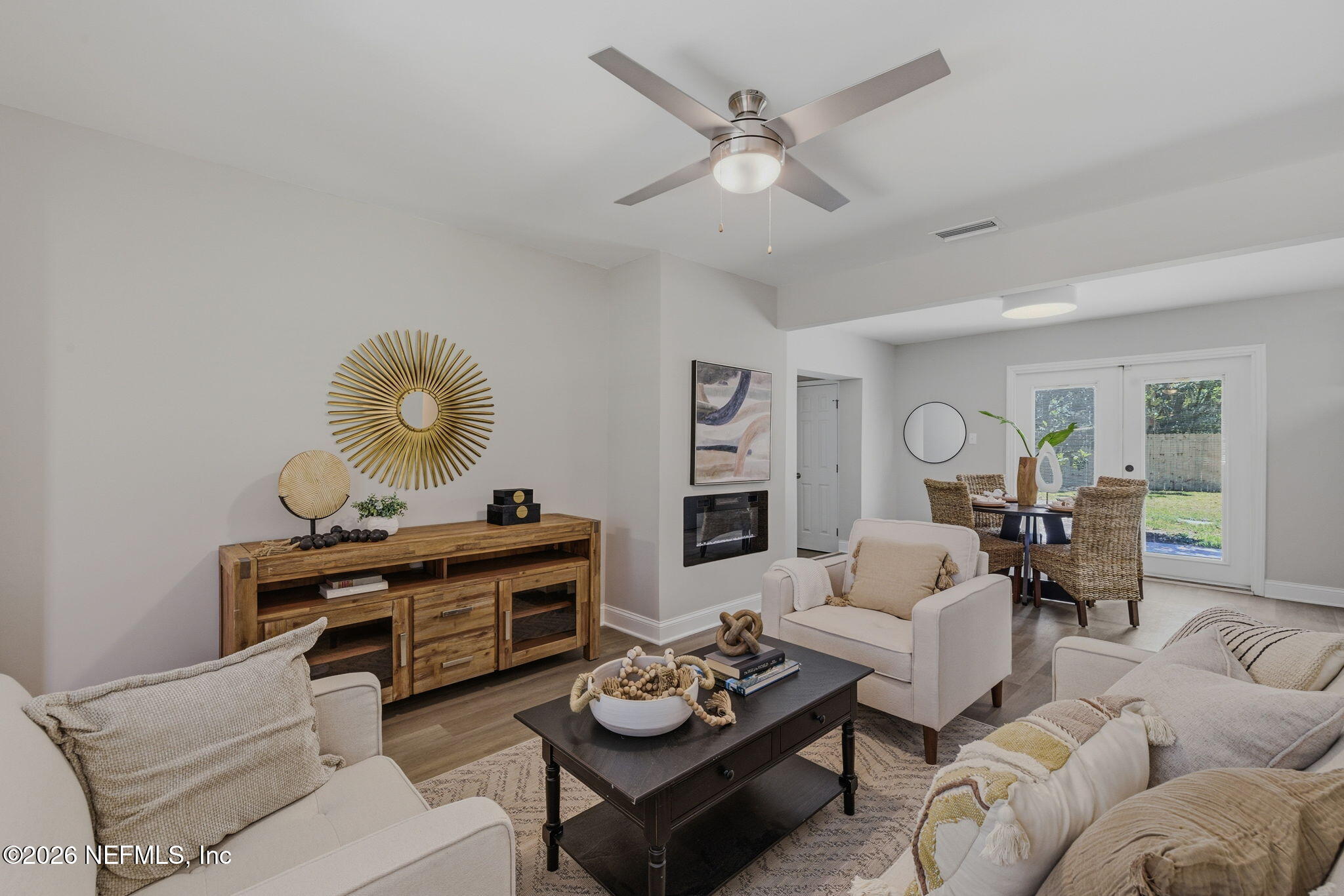 10184 Herndon Road Jacksonville, FL 32246 - Photo 8 of 28 a living room with furniture