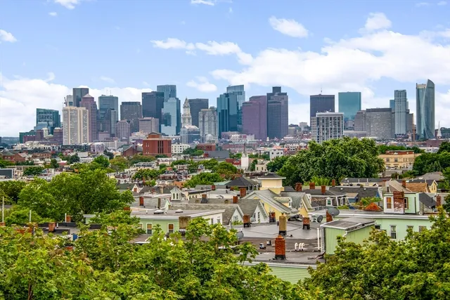 $3,300 | 189 Trenton Street, Unit 6, Boston, MA 02128