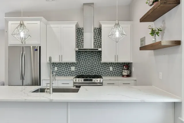 $3,300 | 189 Trenton Street, Unit 6, Boston, MA 02128