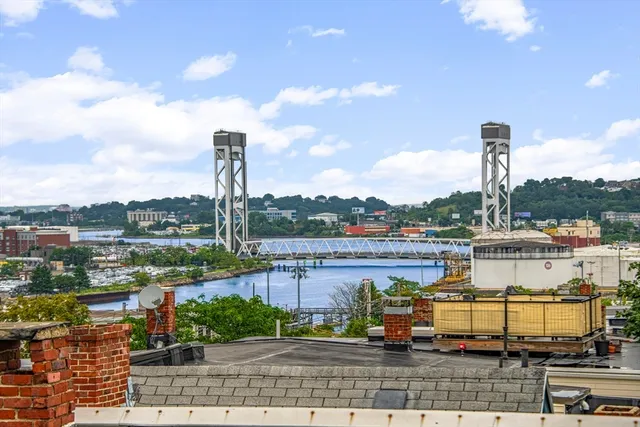 $3,300 | 189 Trenton Street, Unit 6, Boston, MA 02128