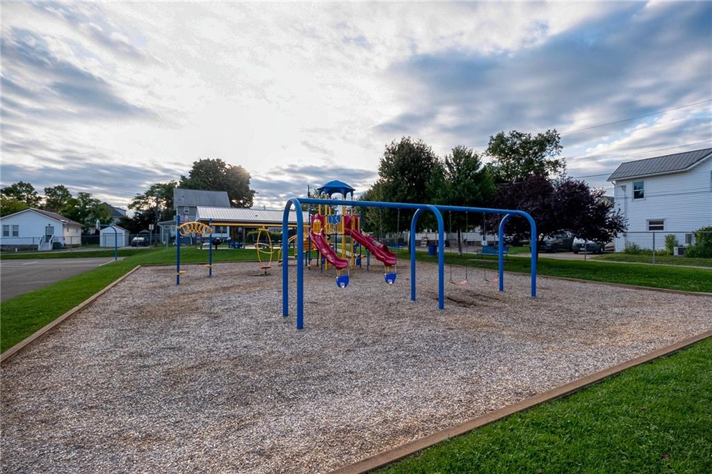 109 2nd Street Butler, PA 16001 - Photo 41 of 44 Park directly across the street