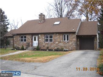 33 South Wakefield Road Norristown, PA 19403 - Photo 1 of 12